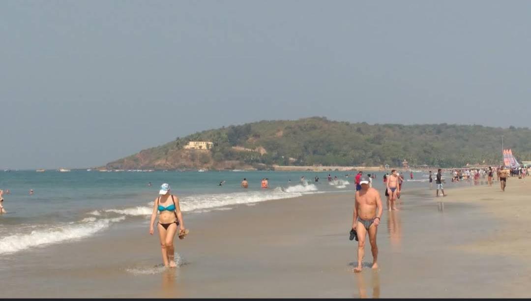 Red Rock Arambol Beach Ngoại thất bức ảnh