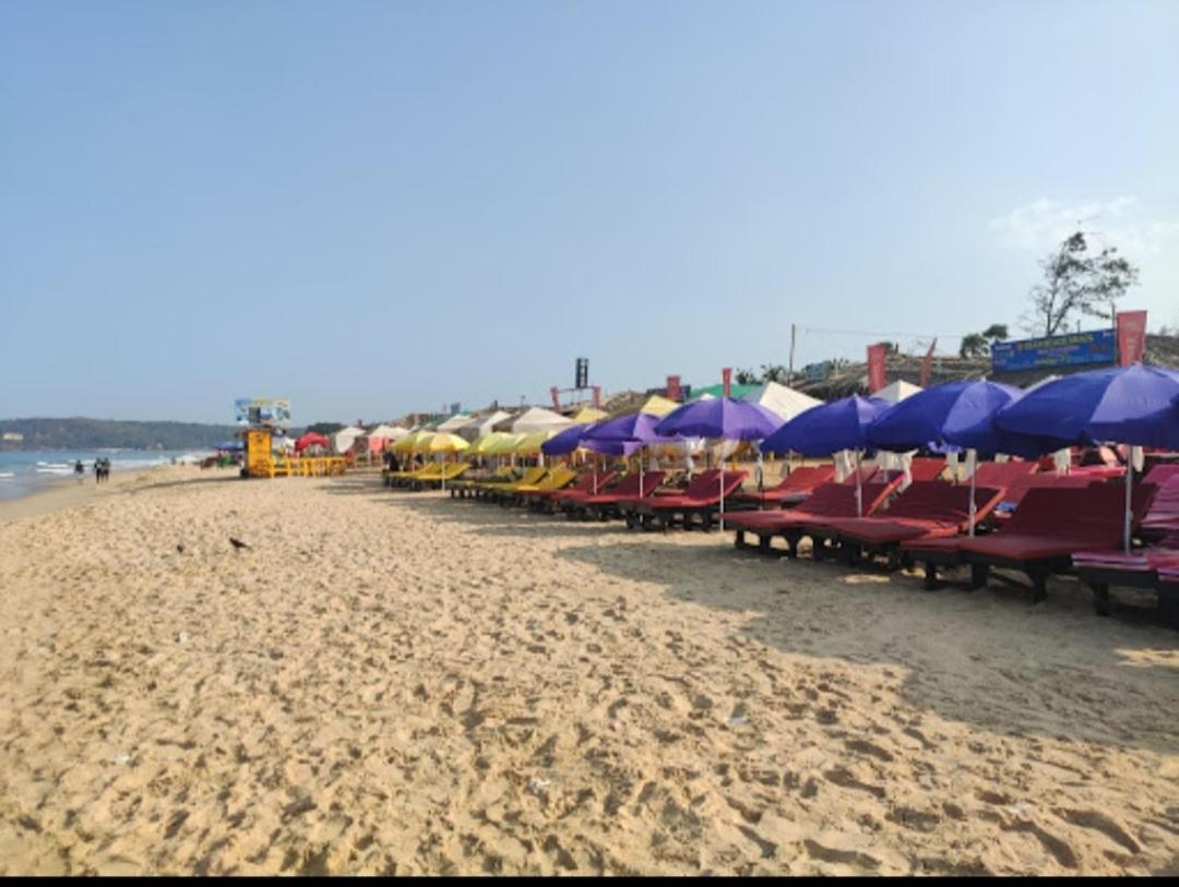Red Rock Arambol Beach Ngoại thất bức ảnh
